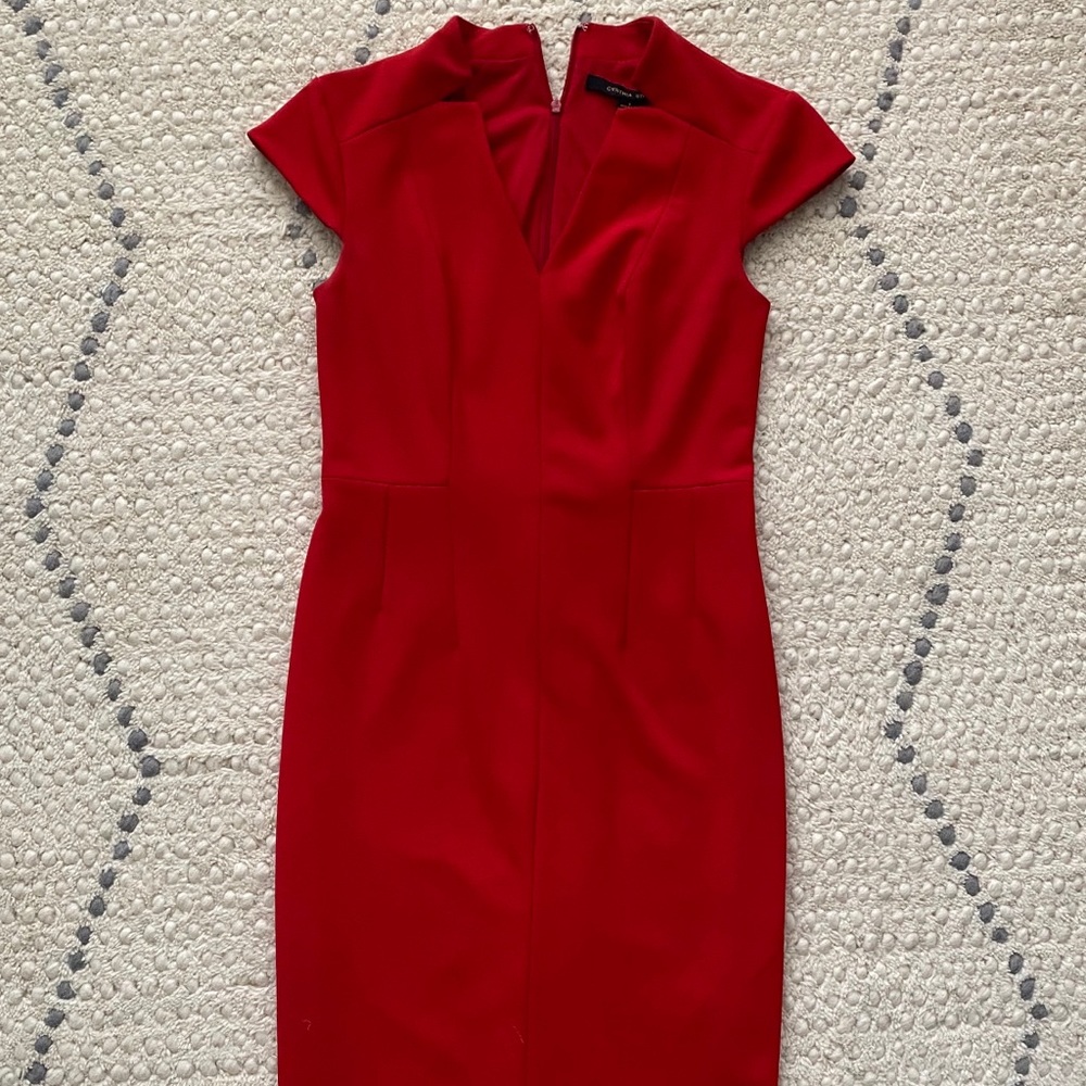 Beautiful red, Cynthia Steffens sheath dress